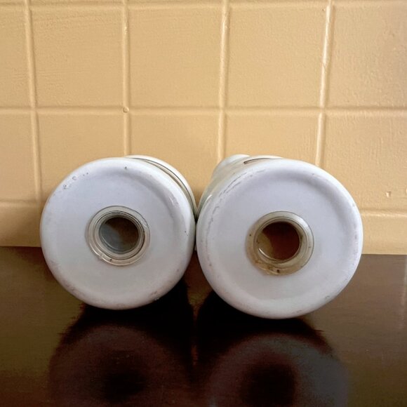 Vintage Milk Jug Farm Scene Salt & Pepper Shakers with Cows - Picture 6 of 7